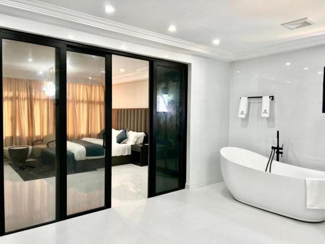 Lifestyle Luxury Hotel And Residence Elwa Exterior foto